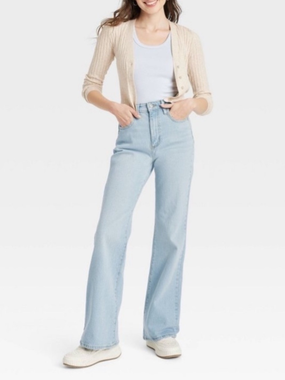 Universal Thread Light Wash High Rise Flare Jeans - Picture 3 of 7
